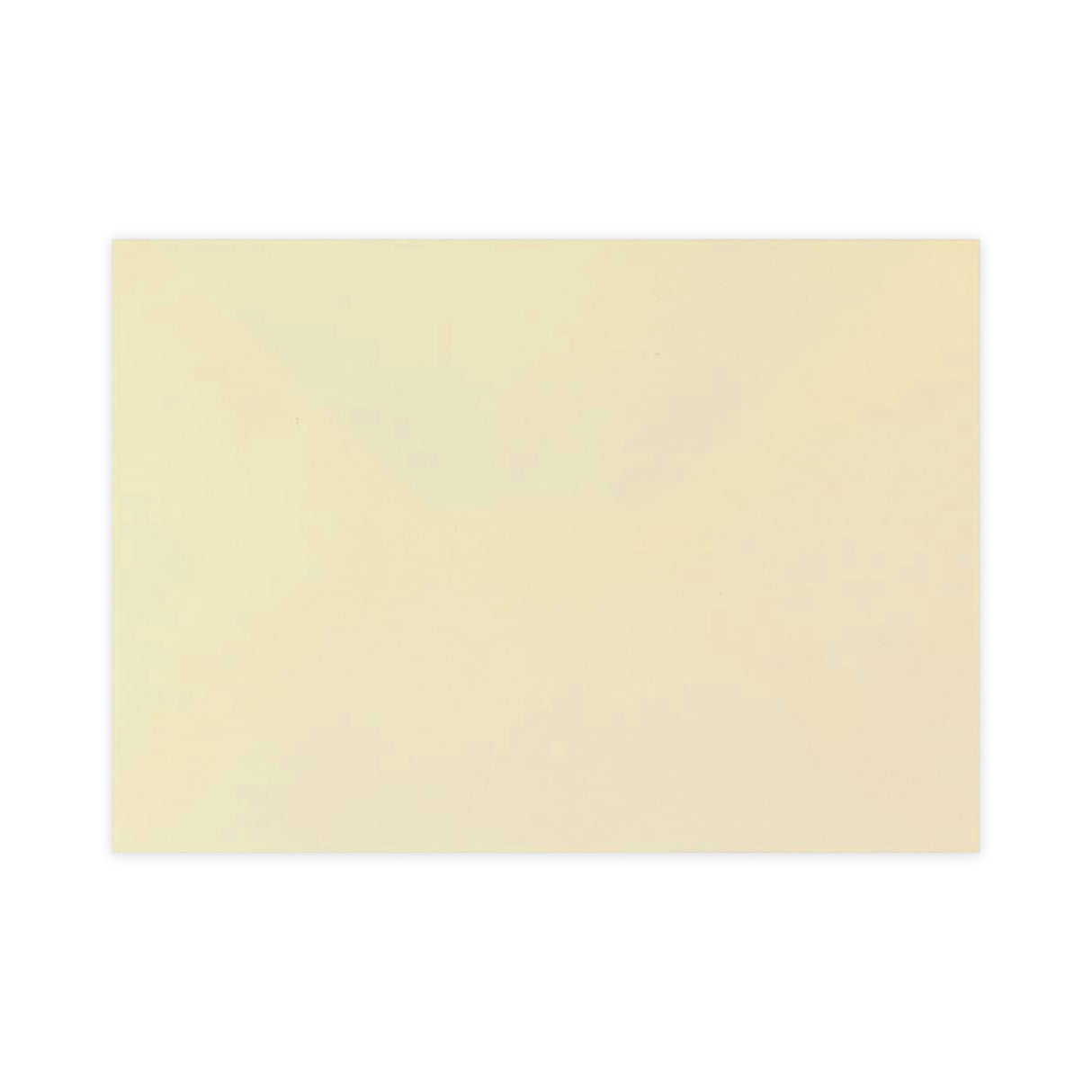 Elefántcsontszínű sima felületű boríték 133x184 mm