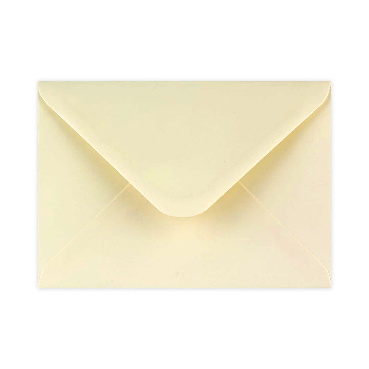 Elefántcsontszínű sima felületű boríték 133x184 mm